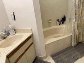 3309 Water Oak Dr 1304, Hollywood FL 33021