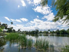 6210 Kimberly Blvd, North Lauderdale FL 33068