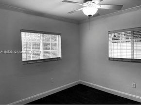 1300 Salzedo St 5, Coral Gables FL 33134