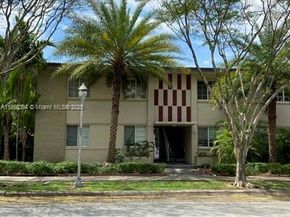 1300 Salzedo St 5, Coral Gables FL 33134