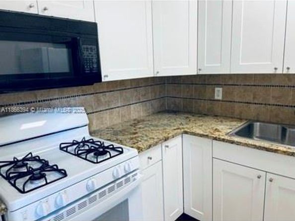 1300 Salzedo St 5, Coral Gables FL 33134