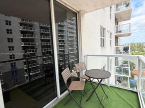 5085 NW 7th St 906, Miami FL 33126