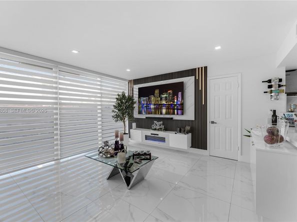 13835 SW 84th St 503, Miami FL 33183