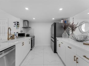 13835 SW 84th St 503, Miami FL 33183