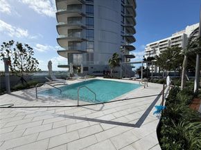 175 SE 25th Road 3102, Miami FL 33129