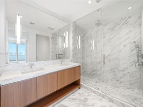 175 SE 25th Road 3102, Miami FL 33129