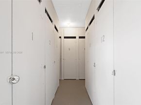 1000 NE 14th Ave 602, Hallandale Beach FL 33009