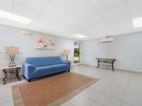 1000 NE 14th Ave 602, Hallandale Beach FL 33009