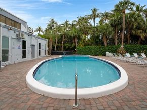 1000 NE 14th Ave 602, Hallandale Beach FL 33009