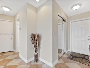 1000 NE 14th Ave 602, Hallandale Beach FL 33009