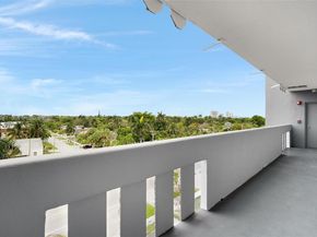 1000 NE 14th Ave 602, Hallandale Beach FL 33009