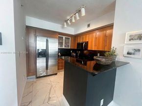 335 S Biscayne Blvd 3300, Miami FL 33131