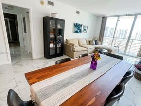 335 S Biscayne Blvd 3300, Miami FL 33131