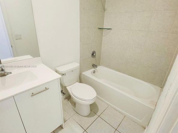 12525 NW 23rd Pl, Miami FL 33167