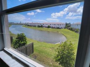 12525 NW 23rd Pl, Miami FL 33167