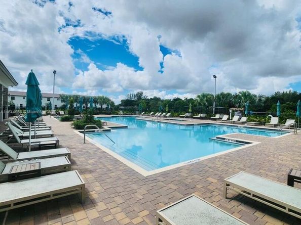 12525 NW 23rd Pl, Miami FL 33167