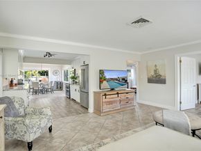 351 NE 43rd St, Oakland Park FL 33334