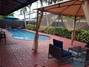 15963 SW 97th Ter, Miami FL 33196