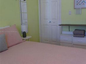 15963 SW 97th Ter, Miami FL 33196