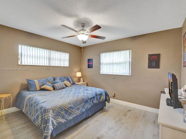 700 Layne Blvd 123, Hallandale Beach FL 33009