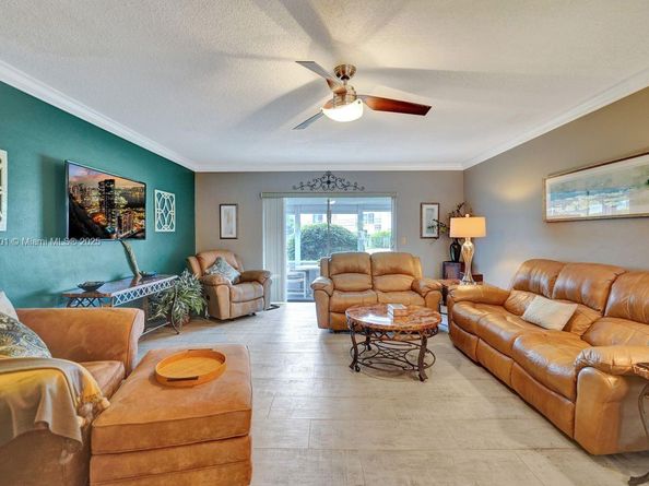 700 Layne Blvd 123, Hallandale Beach FL 33009