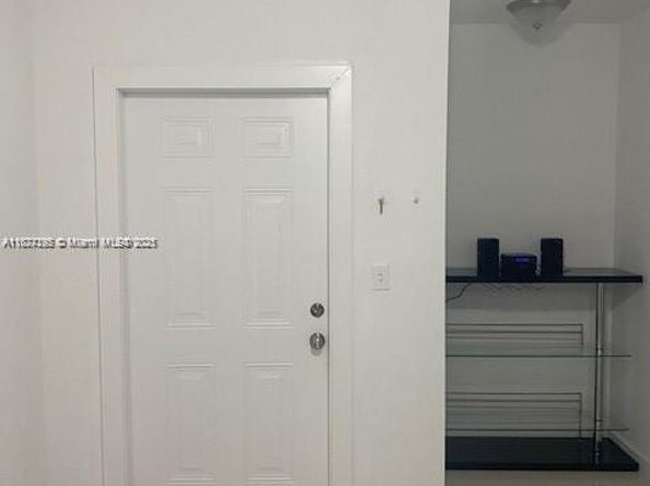 2271/2273 NW 66th St, Miami FL 33147
