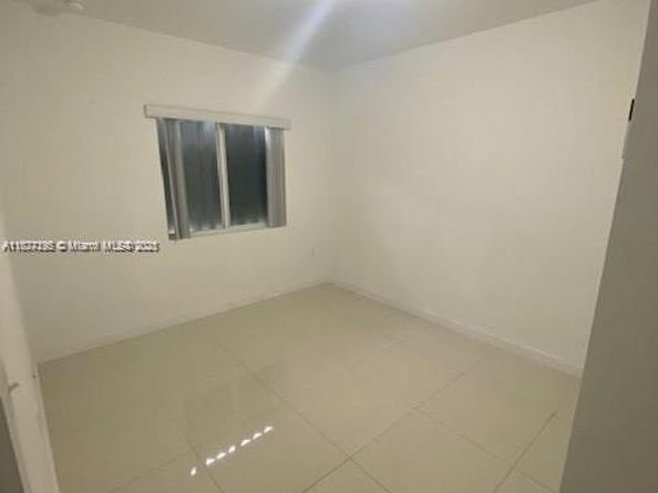 2271/2273 NW 66th St, Miami FL 33147