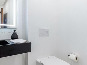 3665 NE 167th St 207 + 30' Deeded Dock, North Miami Beach FL 33160