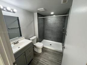 8821 Wiles Rd 203, Coral Springs FL 33067