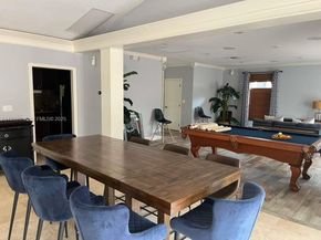 8821 Wiles Rd 203, Coral Springs FL 33067