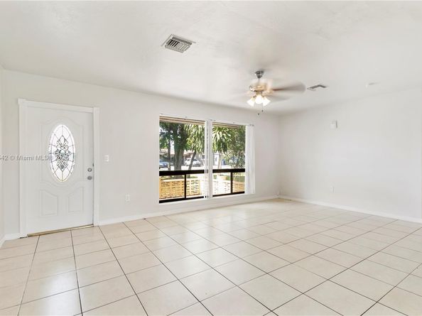 7816 Juniper St, Miramar FL 33023