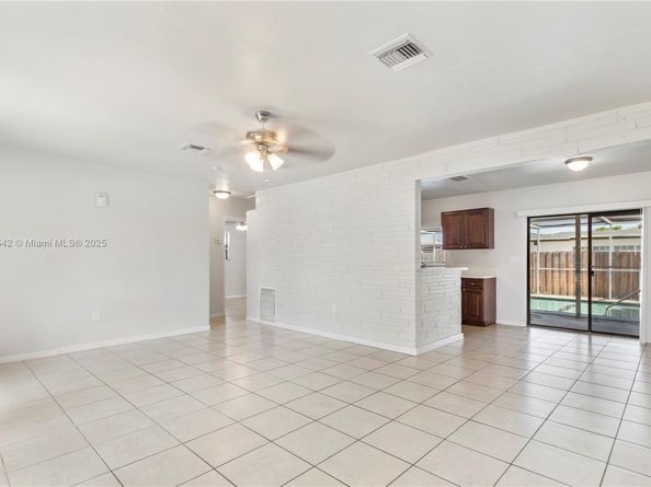 7816 Juniper St, Miramar FL 33023