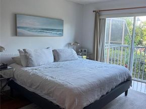 10233 NW 52nd Ln, Doral FL 33178