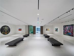 300 Biscayne Blvd Way 2009, Miami FL 33131