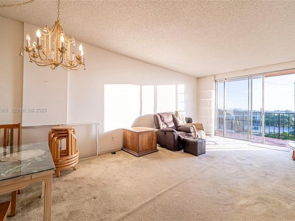 1465 NE 123rd St PH9, North Miami FL 33161