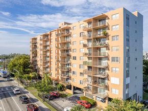 1465 NE 123rd St PH9, North Miami FL 33161