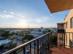 1465 NE 123rd St PH9, North Miami FL 33161