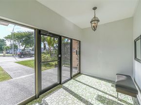 1465 NE 123rd St PH9, North Miami FL 33161