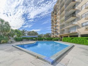 1465 NE 123rd St PH9, North Miami FL 33161