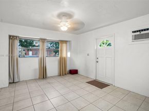 3660 NE 12th Ave, Pompano Beach FL 33064