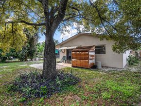 3660 NE 12th Ave, Pompano Beach FL 33064