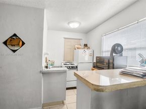 3660 NE 12th Ave, Pompano Beach FL 33064