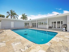 4701 Garfield St, Hollywood FL 33021