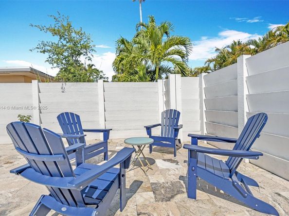 4701 Garfield St, Hollywood FL 33021