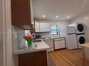 2330 Scott St, Hollywood FL 33020