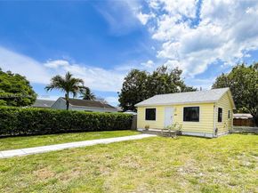 2330 Scott St, Hollywood FL 33020