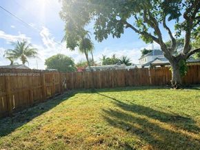 2330 Scott St, Hollywood FL 33020