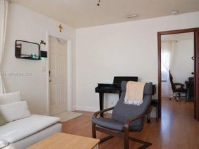 2330 Scott St, Hollywood FL 33020