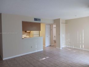 1239 SW 46th Ave 903, Pompano Beach FL 33069