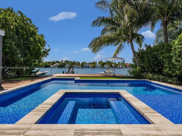 508 W Dilido Dr, Miami Beach FL 33139